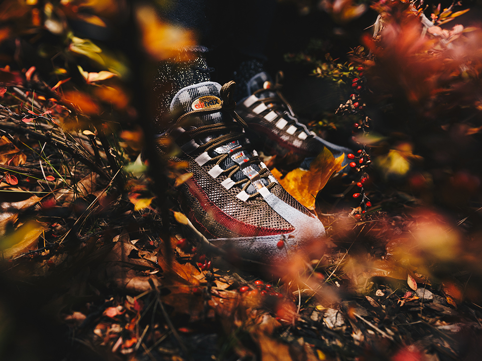 4 ideális sneaker az őszre avarba ugráláshoz és erdei túrákhoz