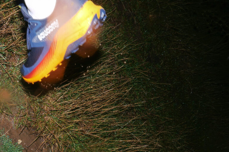 Kipróbáltuk a Saucony Xodus Ultra 3 sneakert – nem bántuk meg!
